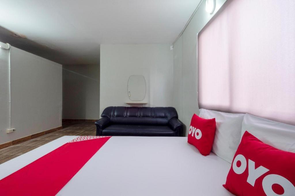 Oyo 1066 Encore Sea Side Pattaya Dış mekan fotoğraf