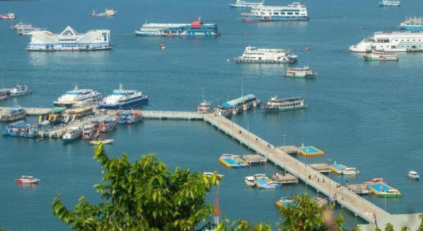 Oyo 1066 Encore Sea Side Pattaya Dış mekan fotoğraf